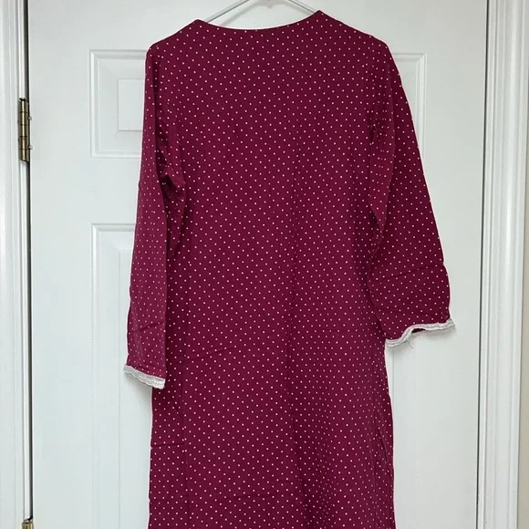 Villager a Liz Claiborne Company Nightgown - Picture 5 of 6